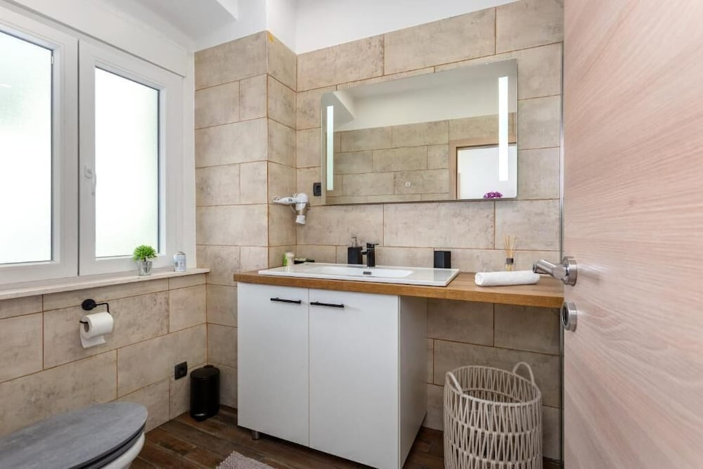 Villa Nela Apartments Sea View