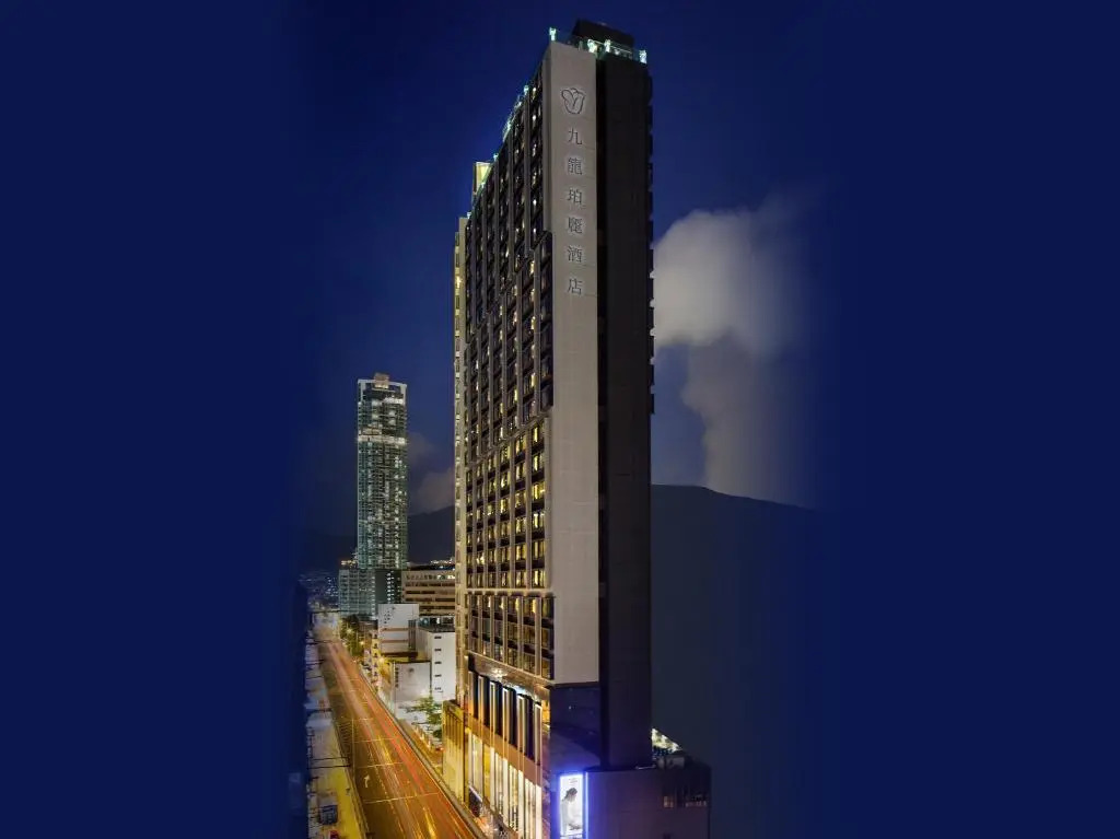 Weave Studios - Kowloon West