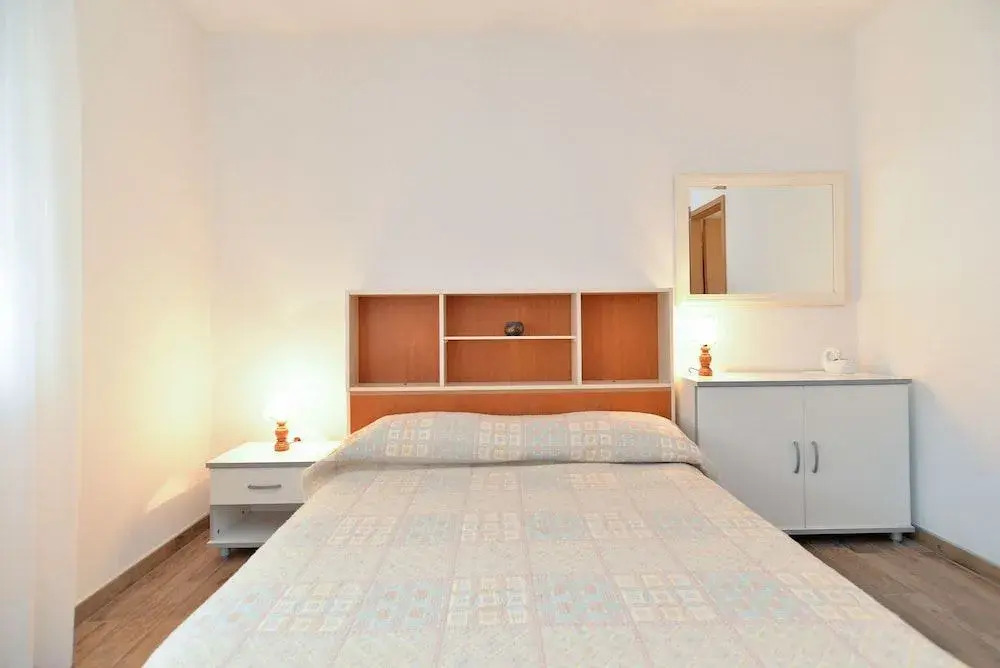 Apartment 1552