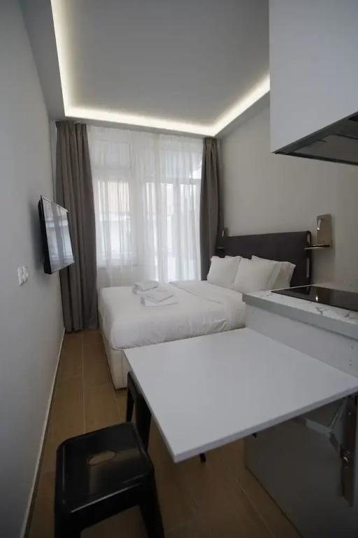 TiP - ToP Suites