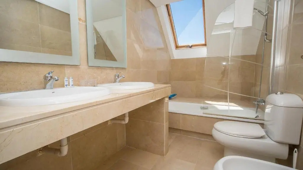 Marina Duquesa 2BC2