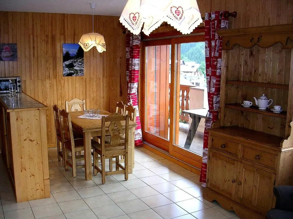Résidence Le Roselin - 4 Pièces pour 8 Personnes 193296