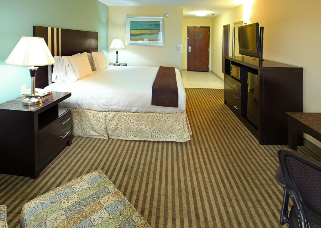 Holiday Inn Express & Suites Carthage by IHG