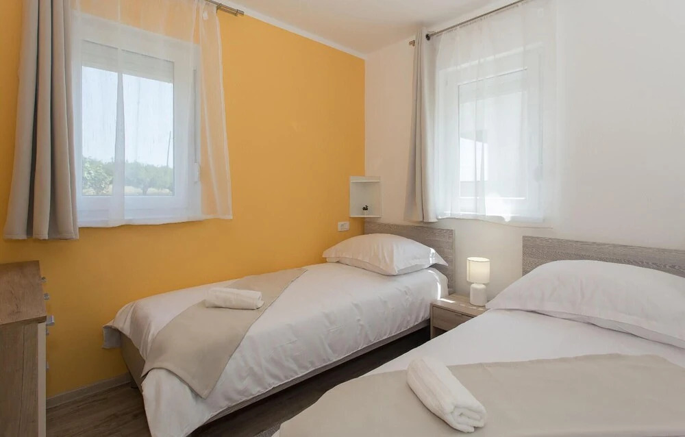 Awesome Home in Seget Donji with Outdoor Swimming Pool, Hot Tub & 4 Bedrooms