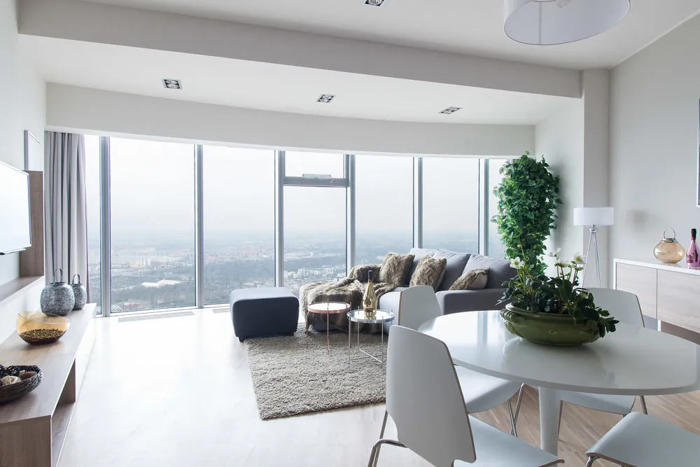 46th Floor Penthouse in Sky Tower