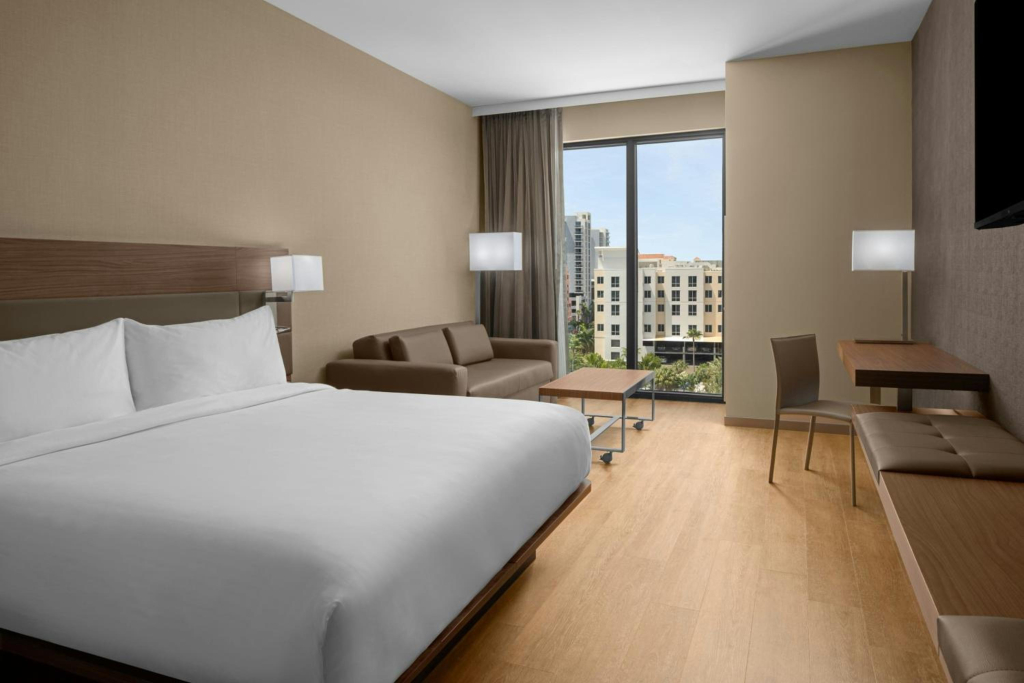 AC Hotel by Marriott Clearwater Beach
