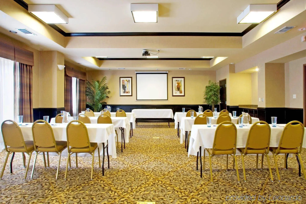 Holiday Inn Express & Suites Corpus Christi by IHG