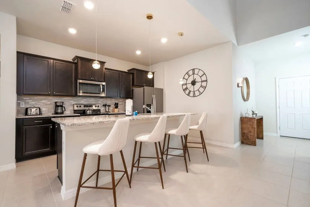 4015 Spacious 7BR Near Disney World