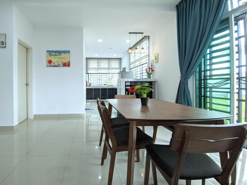 Desaru Comfy Home with Netflix Near Beach, Waterpark & BBQ