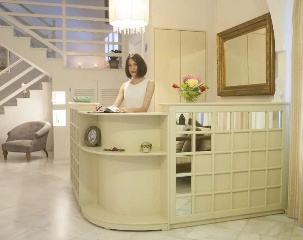Doukissa Hotel - Parikia Town Centre