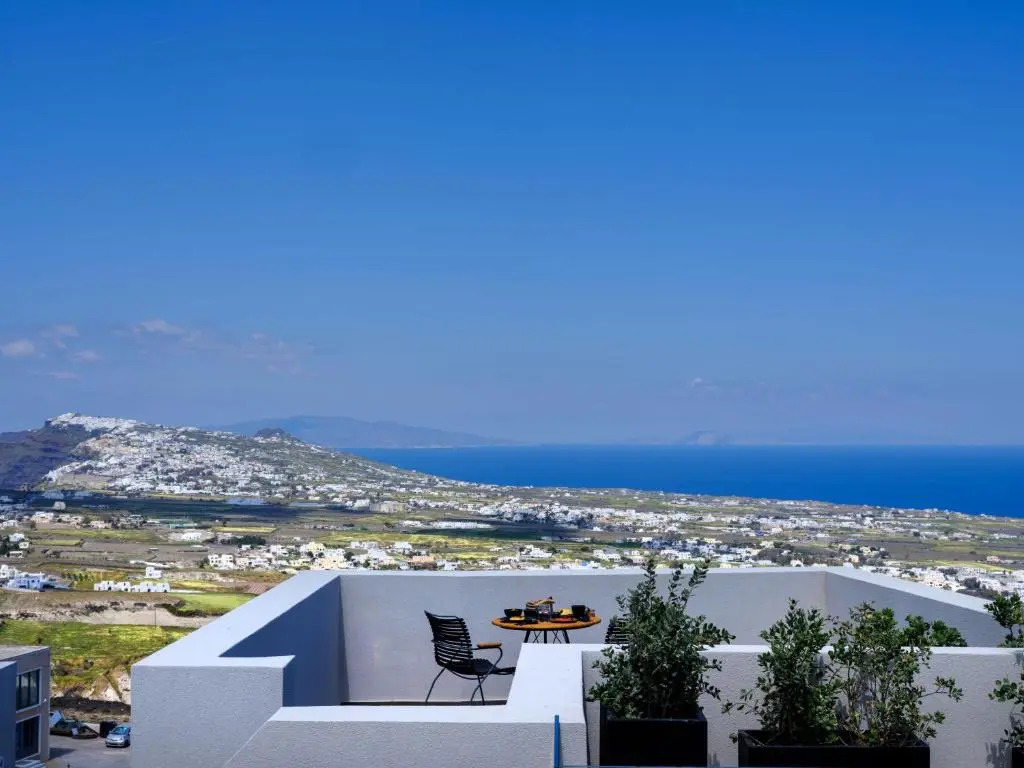 Apikia Santorini