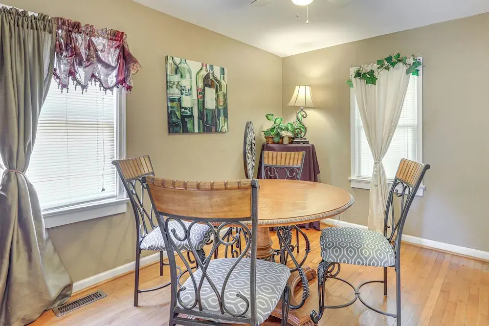 5 Mi to Dtwn Atl! Family Home w/ Veranda & Yard