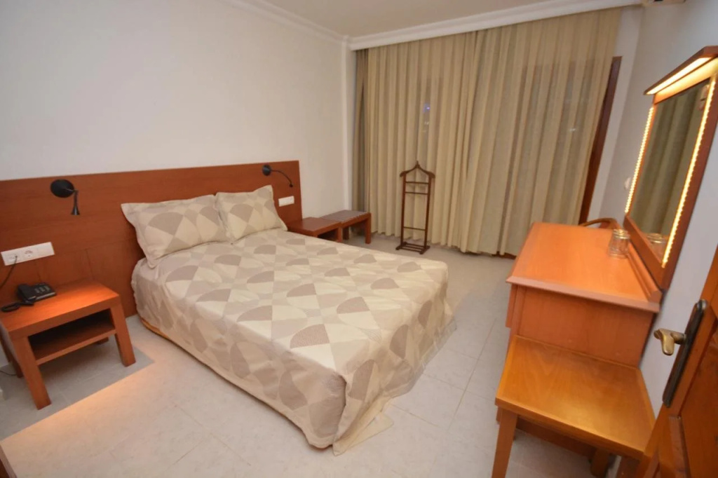 Saray Hotel