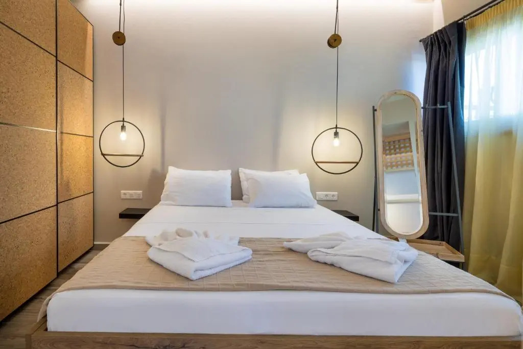 Avra Apartments