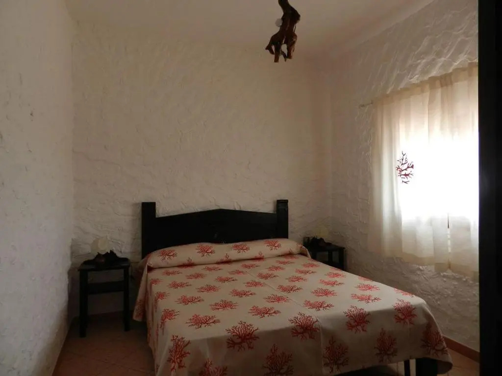Villaggio polifemo 38 Località Cala Sapone P7167