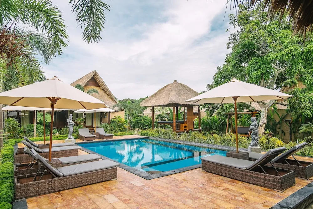 Lembongan Mantra Huts