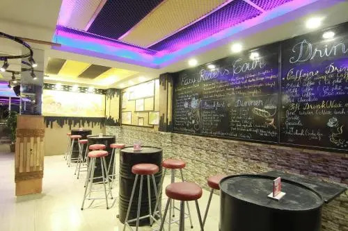 VietNam House Hostel