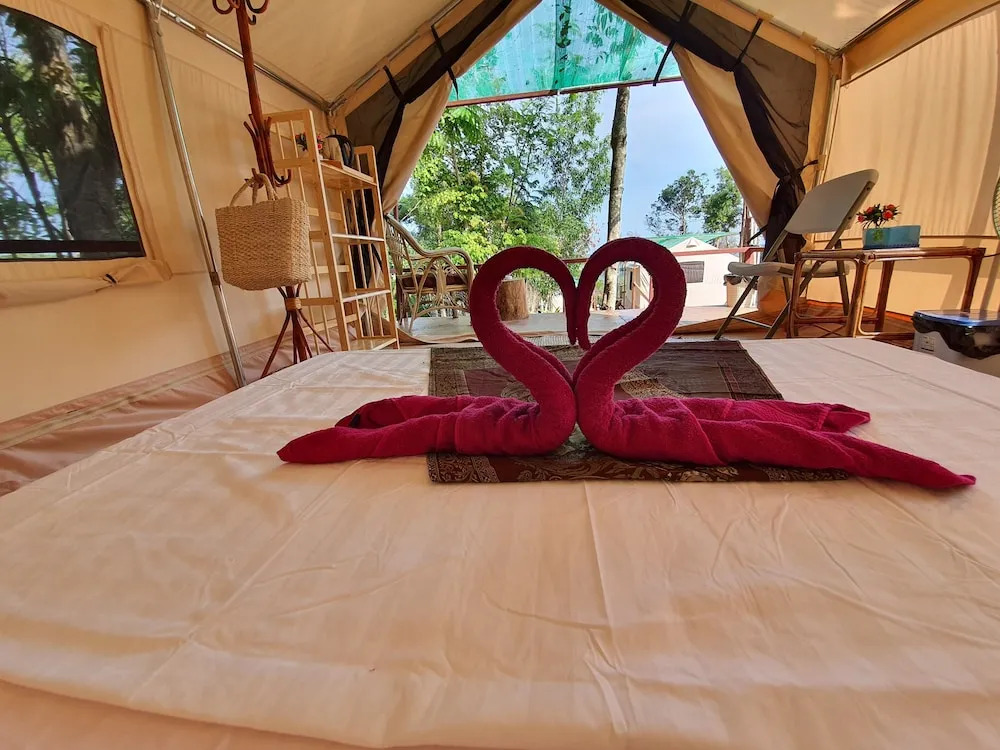 4k Camp Koh Rong