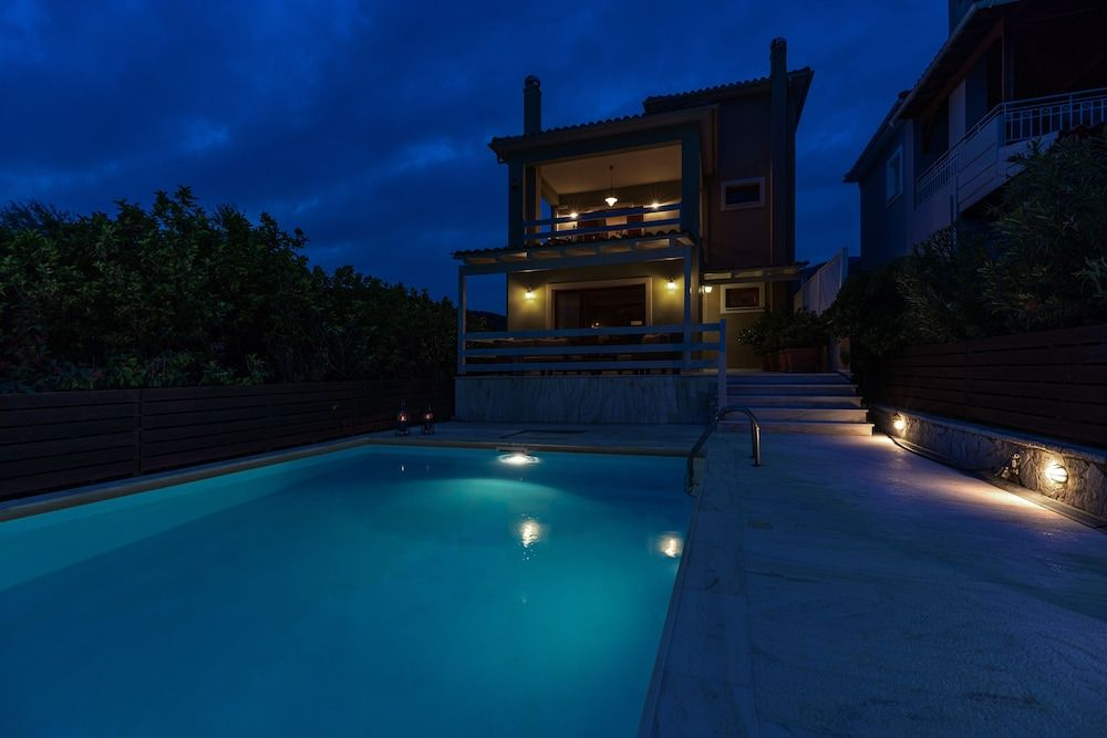 SUN VILLA GLYFADA