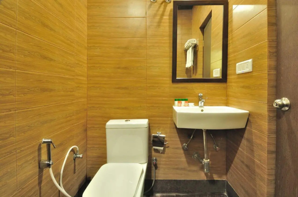 Hotel Kings Inn, Karol Bagh, New Delhi