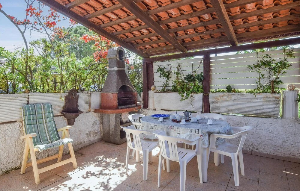 Beautiful Apartment in Briatico With Wifi and 2 Bedrooms