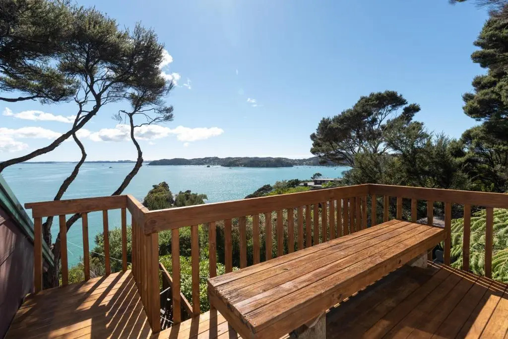 Nelson's Lookout - Russell Holiday Home