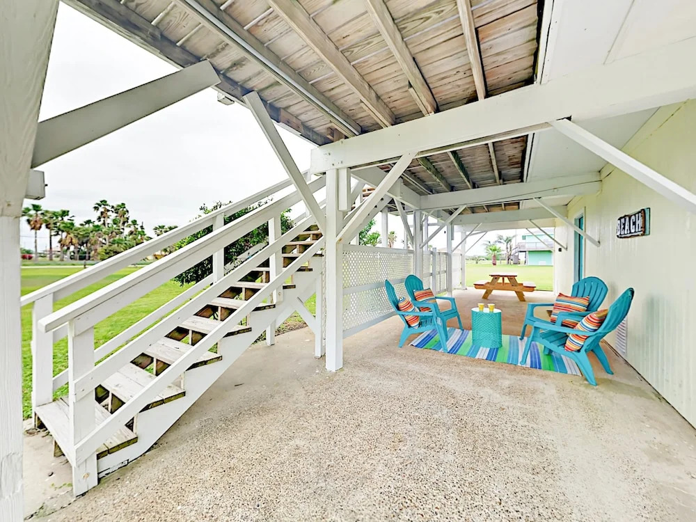 3913 2nd Street Home 2 Bedrooms 2 Bathrooms Home