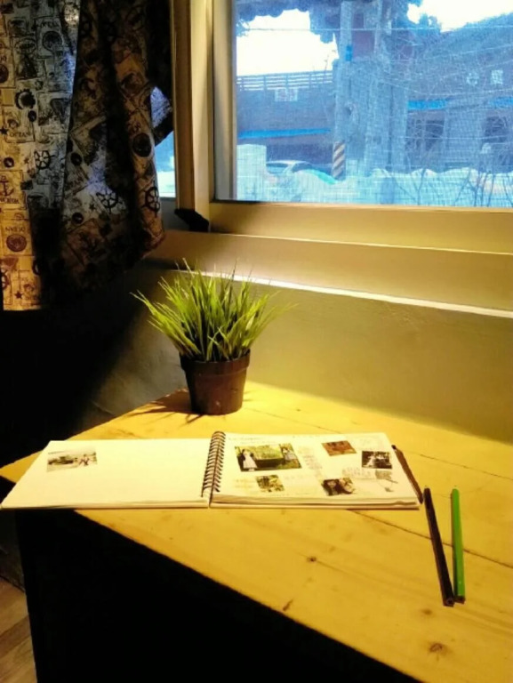 Lia Backpacker Youth Hostel