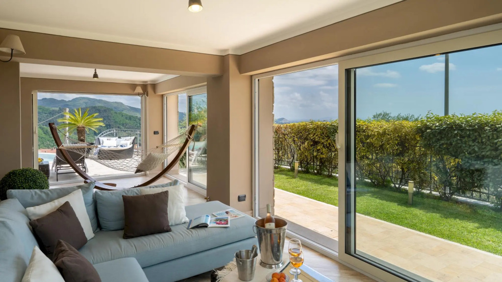 Villa Dolphin 10, Emma Villas
