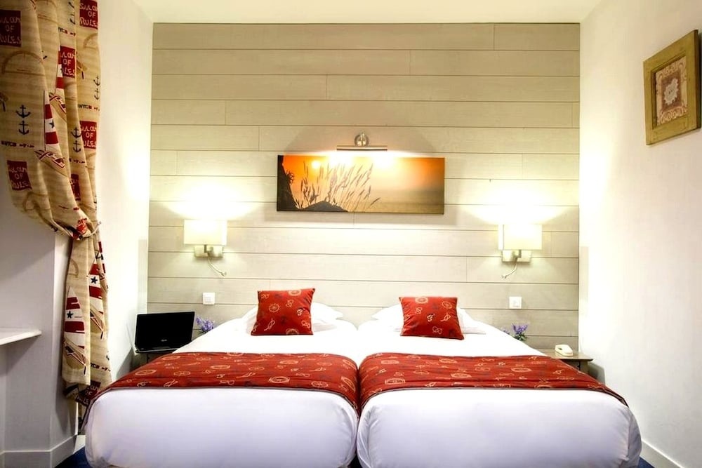 Logis Hotel Restaurant De La Plage