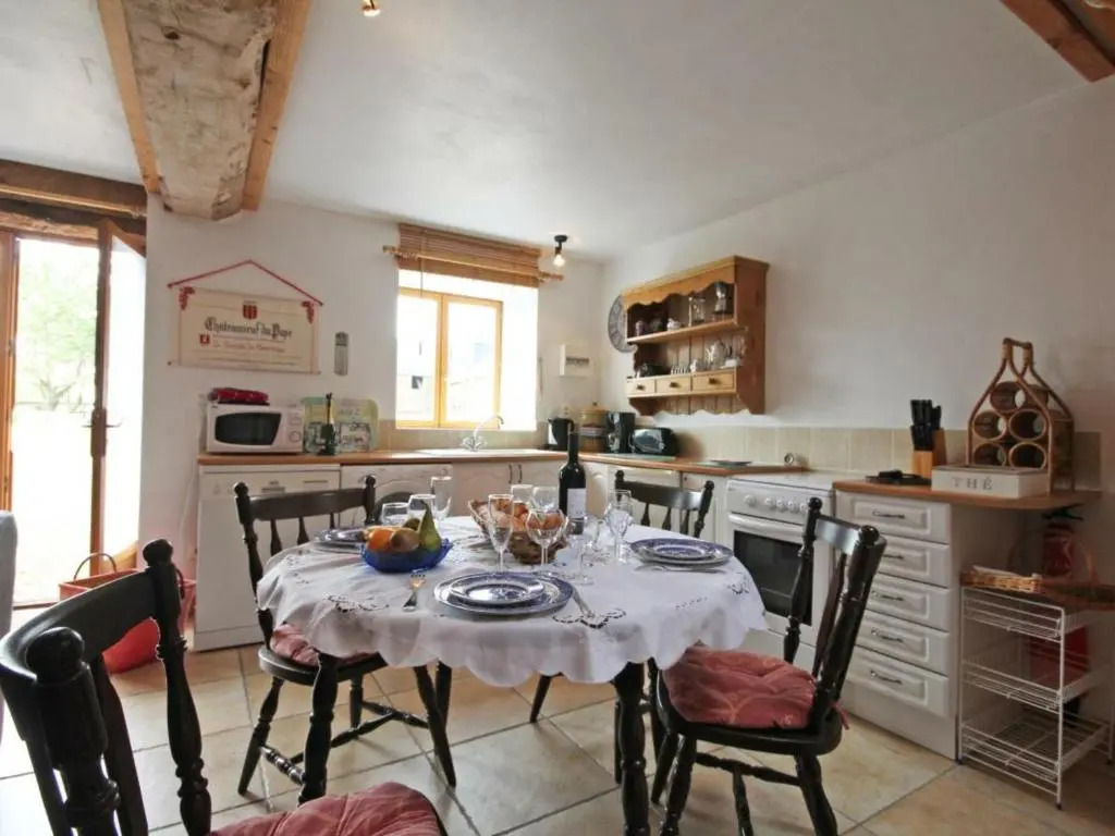 Maison individuelle avec spa et jardin, près de Domfront - FR-1-497-101