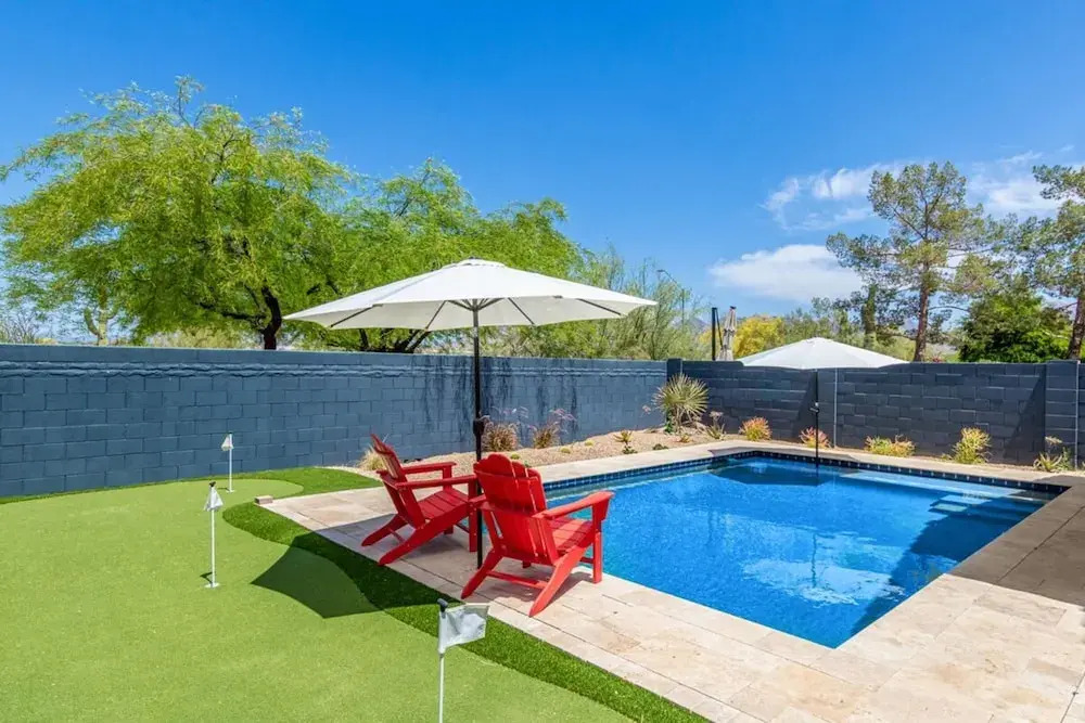 Walk 2 TPC Mayo Swim Putt Grill Heated Pool