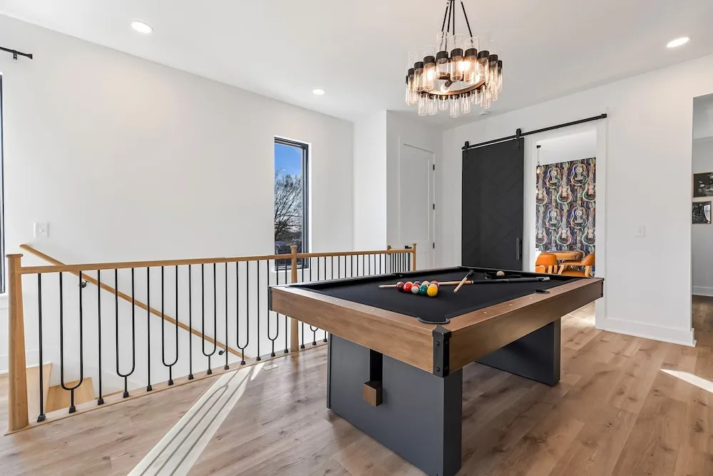 4 Rooftop Decks 4 Hot Tubs Game Rooms Sauna