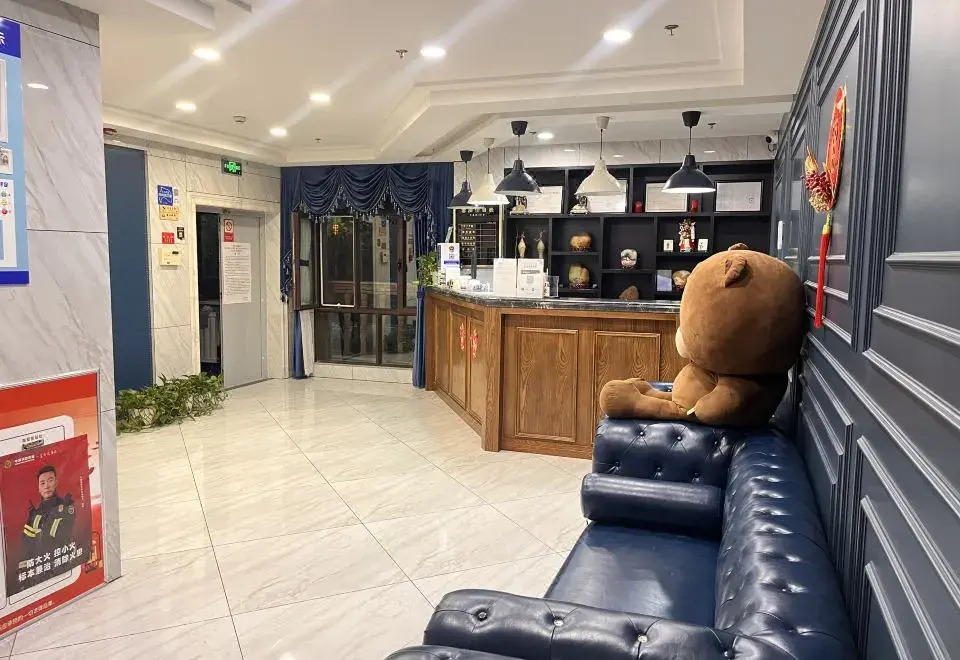 Sunshine Hotel 1st Road (Altay Emerald Bay)
