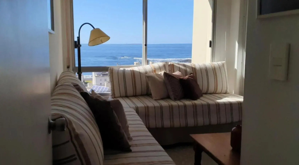 TORRE806 AP ACONCHEGANTE VISTA MAR na PENÍNSULA em PUNTA DEL ESTE