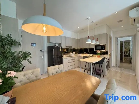 Lux 2Bdr Cassia Laguna With Own Large Terrace