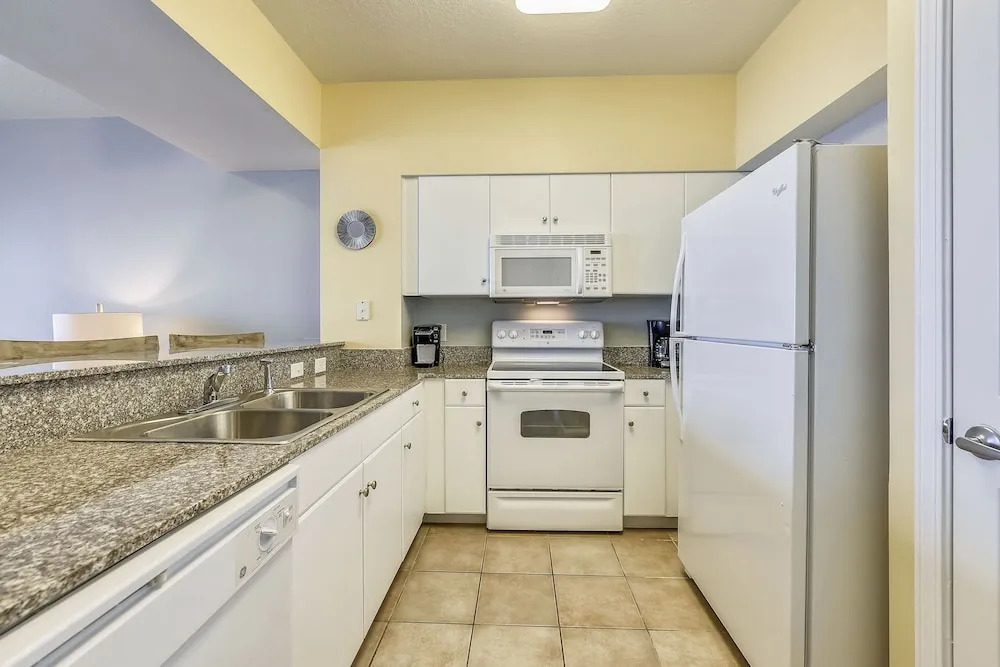 Shores of Panama 1211 - 1 Br Condo