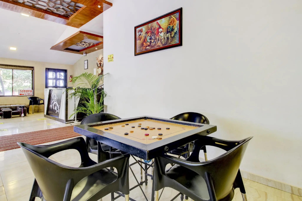 OYO MBL207 Hotel Second Home