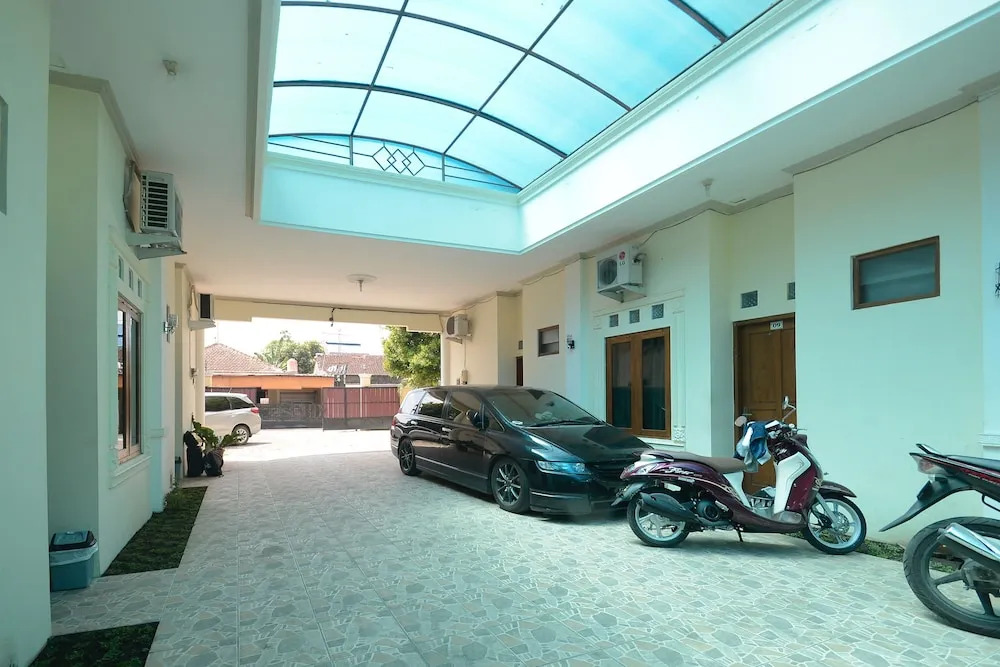 Airy Eco UNISRI Kalingga Utara Satu Solo
