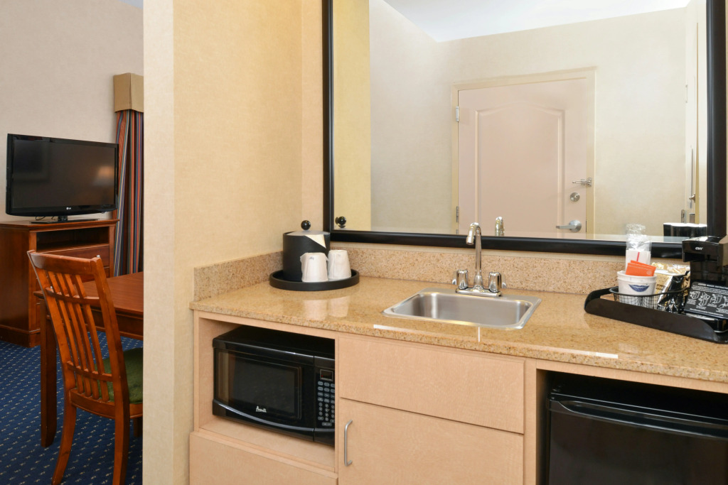 Hampton Inn and Suites Fredericksburg South