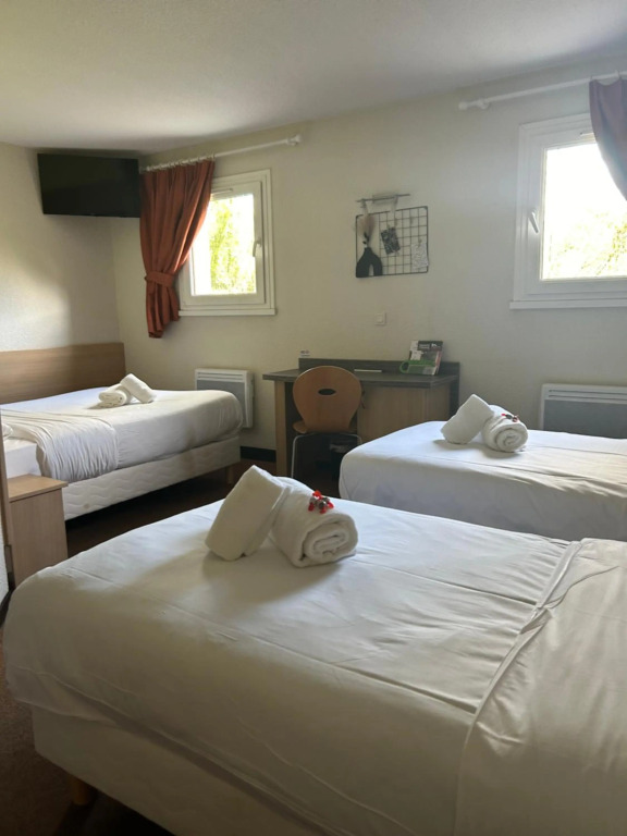 Hotel The Originals Annecy Nord