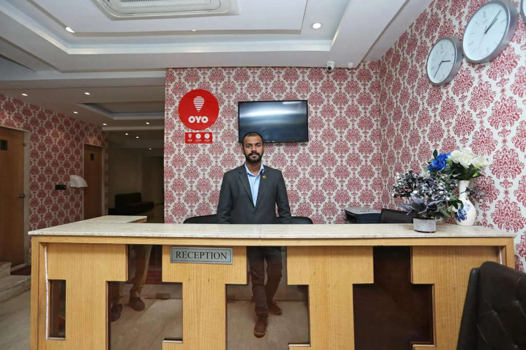 OYO 8561 Hotel Sun Park