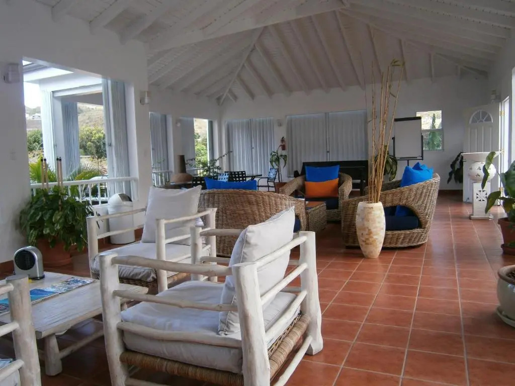 LEsperance Hotel