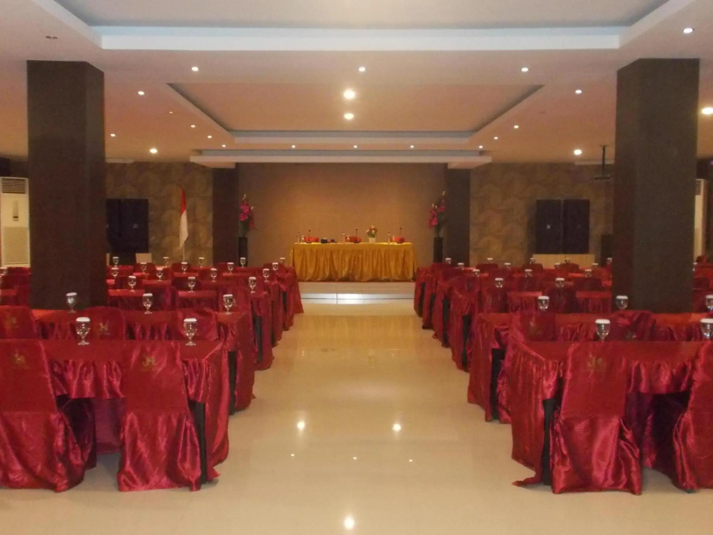 Johns Hotel