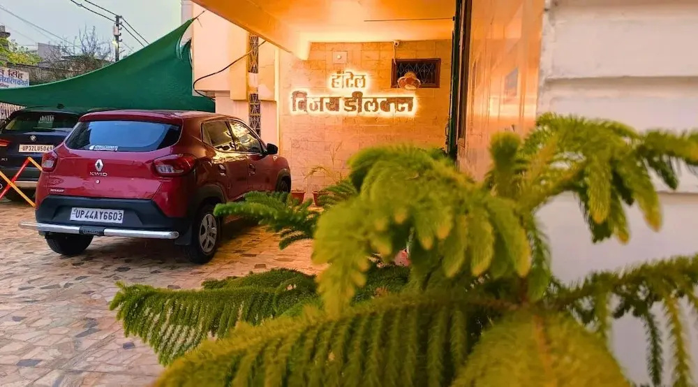 Hotel Vijay Deluxe