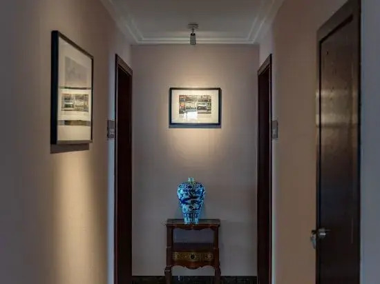 Huatian·Hai Mansion Seaview Holiday Homestay (Beihai Old Street Underwater World Branch)