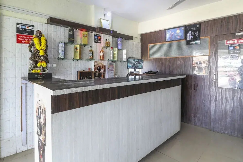 Hotel Royal Stone By OYO Rooms