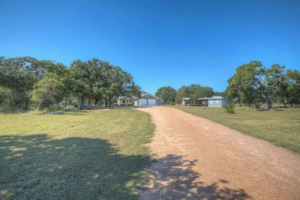Grey Haus Casita-peaceful Hill Country Views!