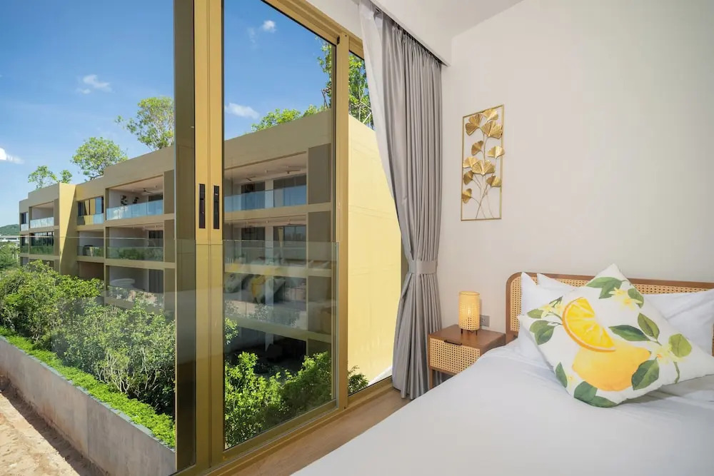 Laguna Beachside residences apartamens, walking distance to the sea