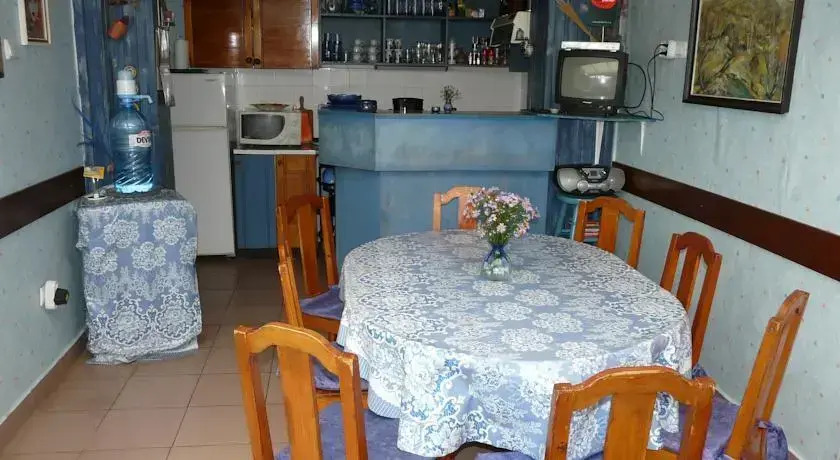 Villa Colour